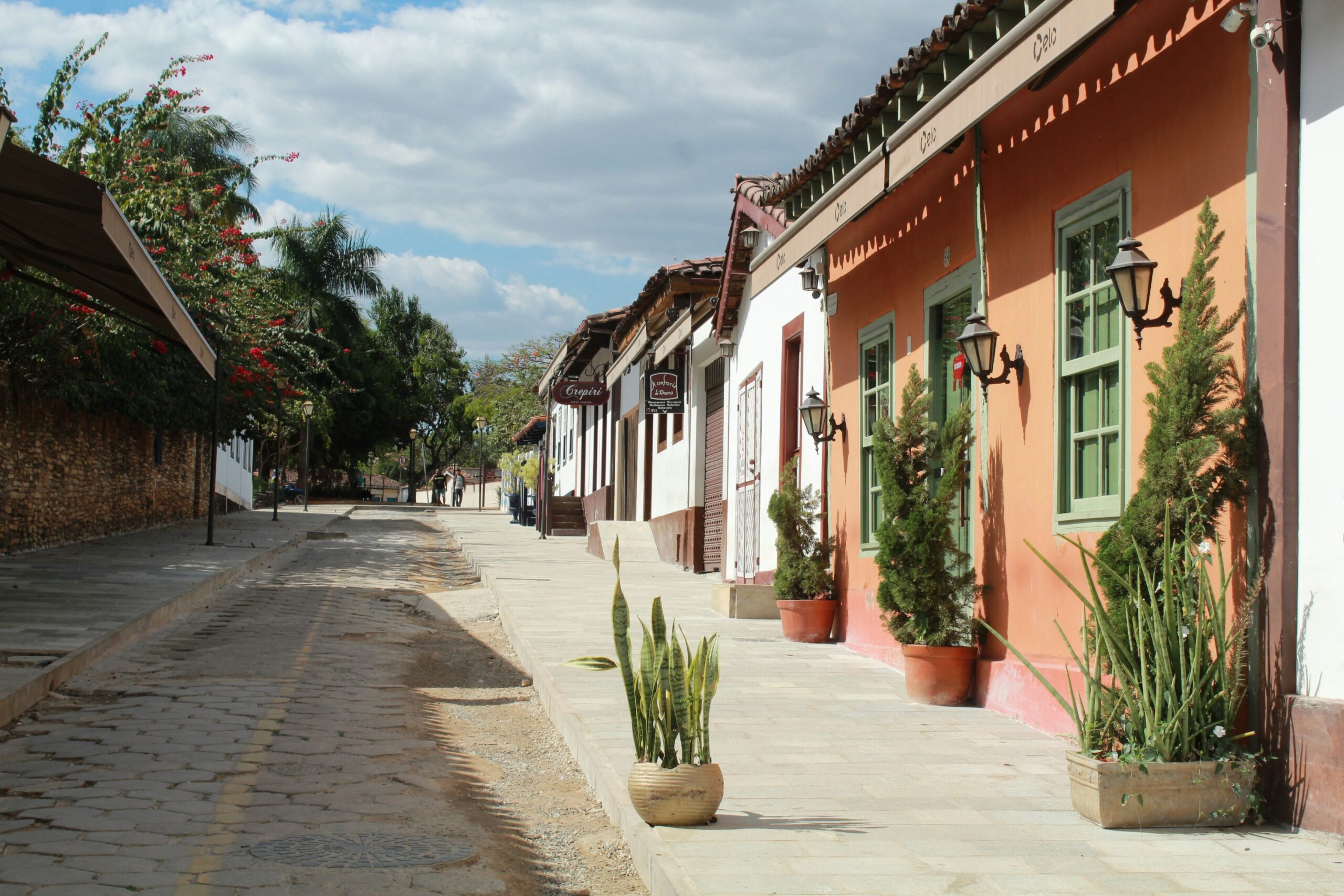Generic stylish background image for vocabulary article: "Hola"