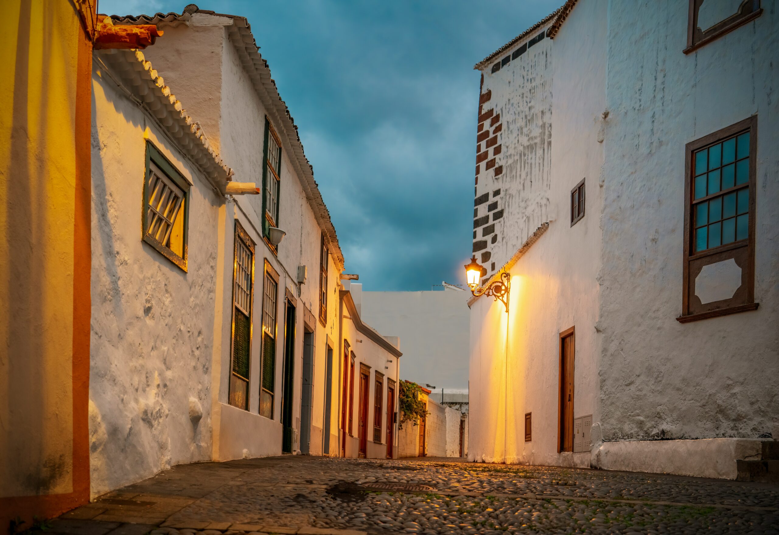 Generic stylish background image for vocabulary article: "días"
