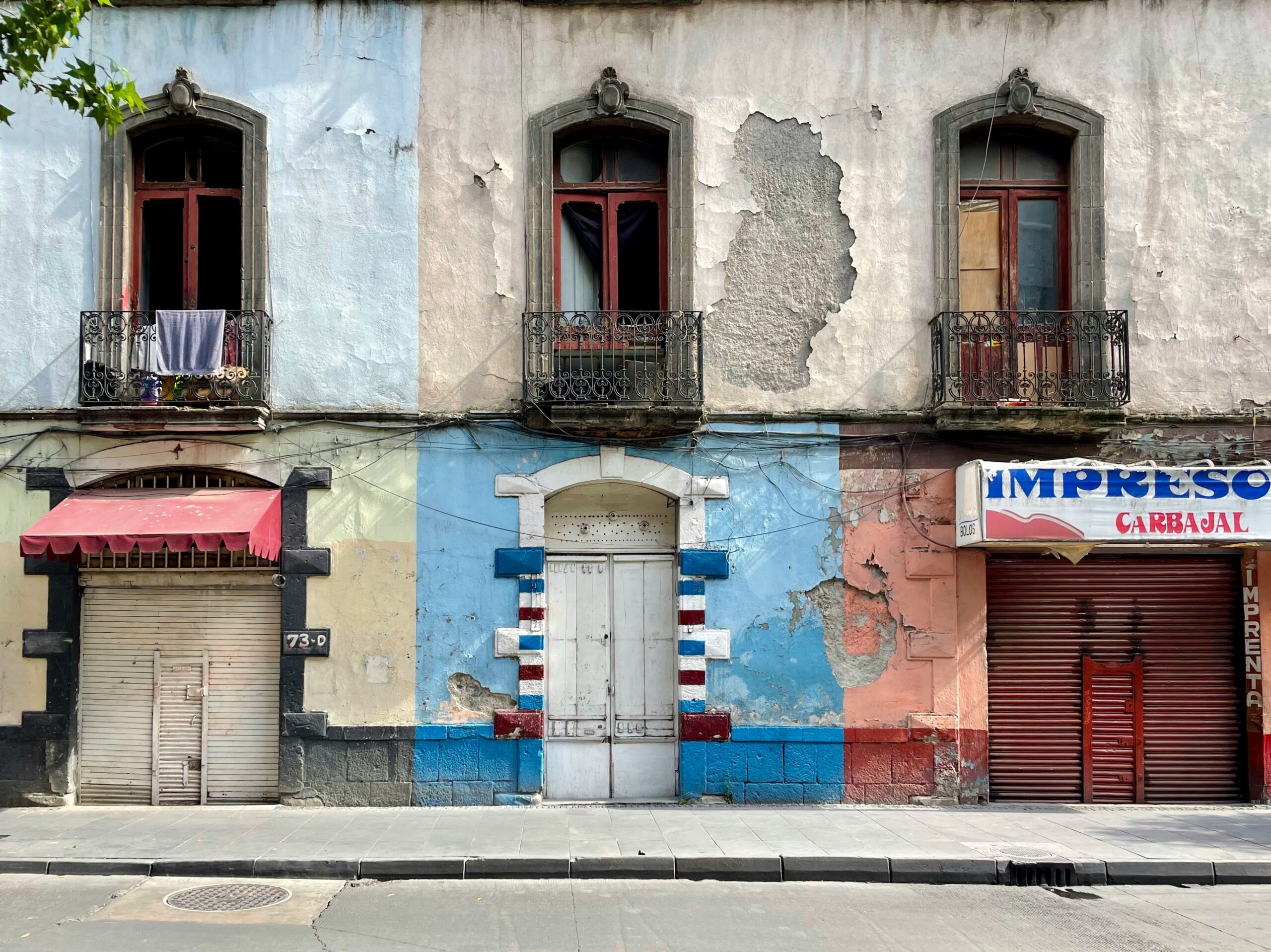 Generic stylish background image for vocabulary article: "nuestro"